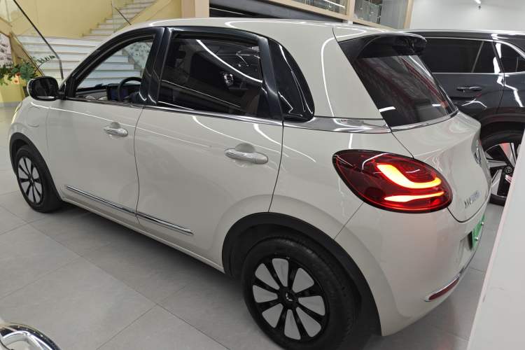 Used Wuling Bingo 2024 333 km Enjoyment Version
