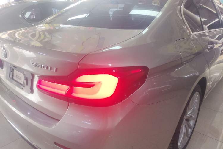 Used BMW 5 Series 2021 530Li Luxury Edition Premium Package
