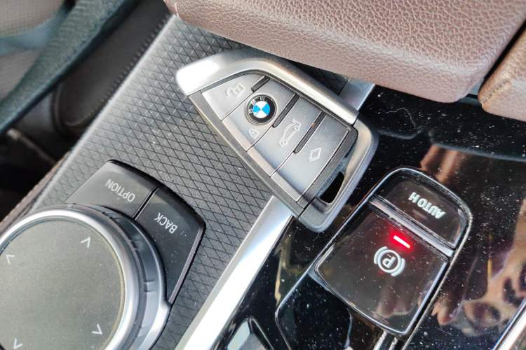 Used BMW 5 Series New Energy 2021 535Le Pioneer Edition M Sport Package
