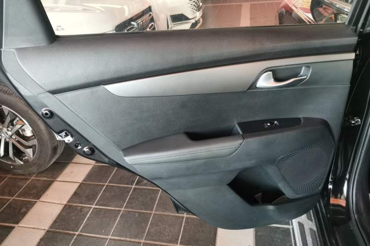 Used Kia Sportage R 2019 2.0L Automatic Smart Luxury Edition
