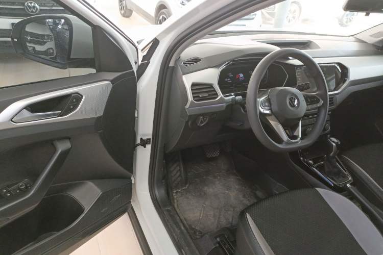 Used Volkswagen Tacqua 2023 200TSI DSG Joy-Connect Edition