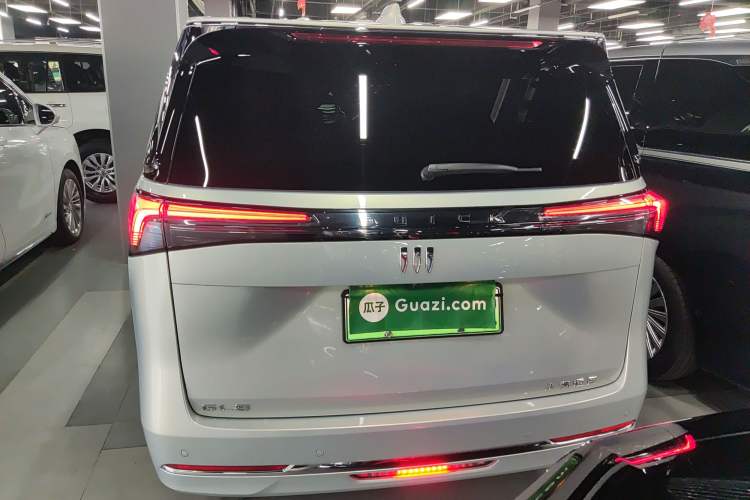 Used Buick GL8 New Energy 2025 Lu Shang Luxury Edition 7-Seater
