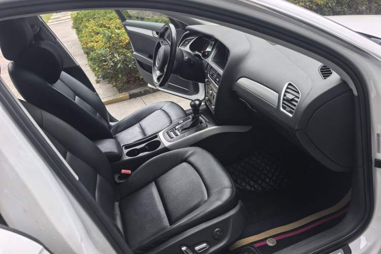 Used Audi A4L 2016 35 TFSI Collector's Edition Automatic Standard Model