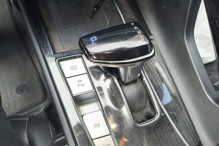 Used Hyundai Elantra 2021 1.5L CVT LUX Prestige Edition