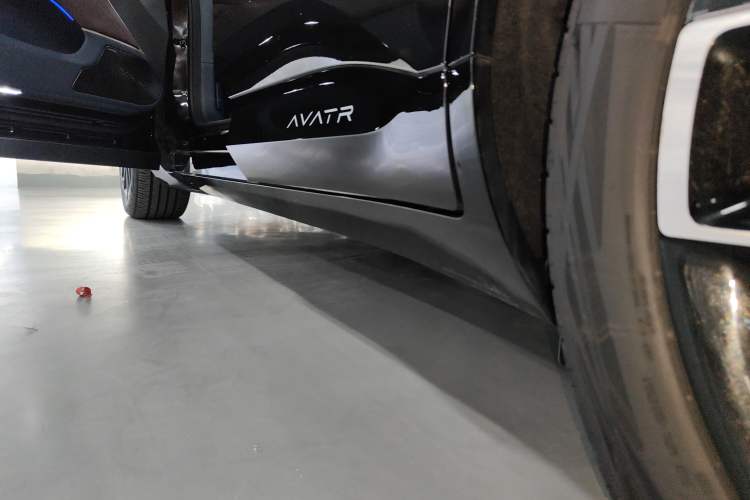 Used  11 2025 Ultra Extended-Range Edition
