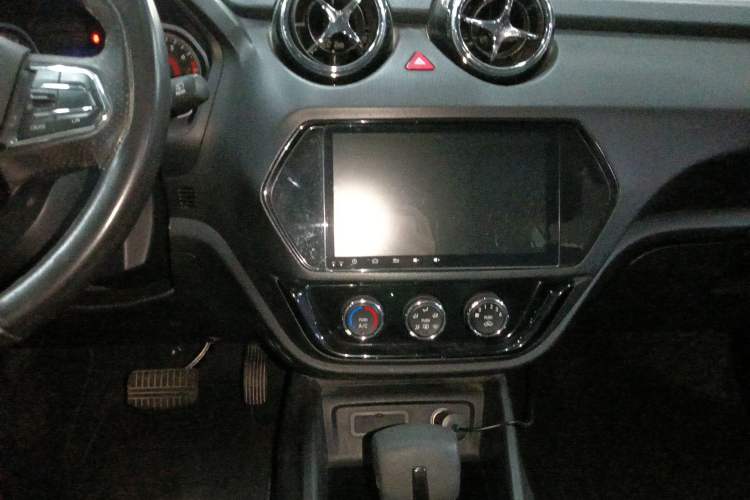 Used Soueast DX3 2016 1.5T CVT Luxury Model