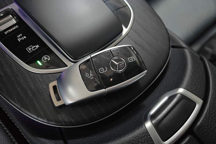 Used Mercedes-Benz E-Class 2020 Facelift E 260 L Sport Edition
