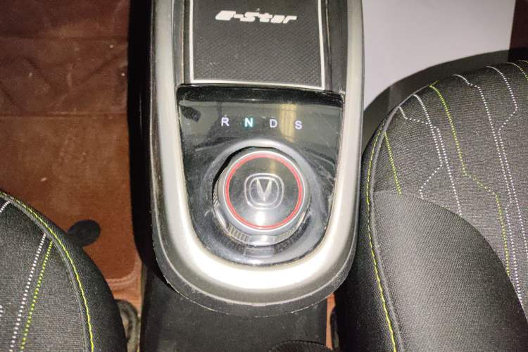 Used Oshan Benni E-Star 2021 National Edition Xin Yue Version Lithium Iron Phosphate (31.86 kWh)
