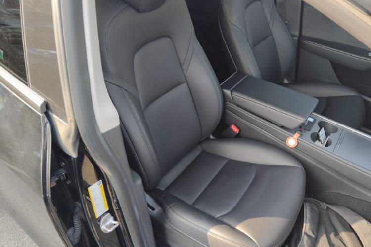 Used Tesla Model Y 2022 Rear-Wheel-Drive Version