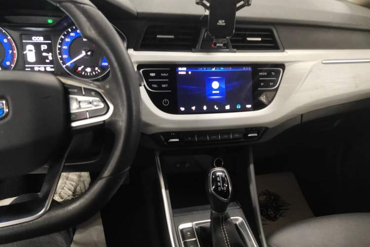 Used Geely Auto Vision X3 2020 1.5L CVT Elite Edition