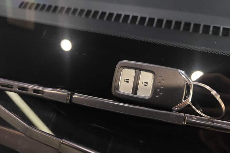 Used Honda LIFE 2021 1.5L CVT SPORT Heartbeat Edition
