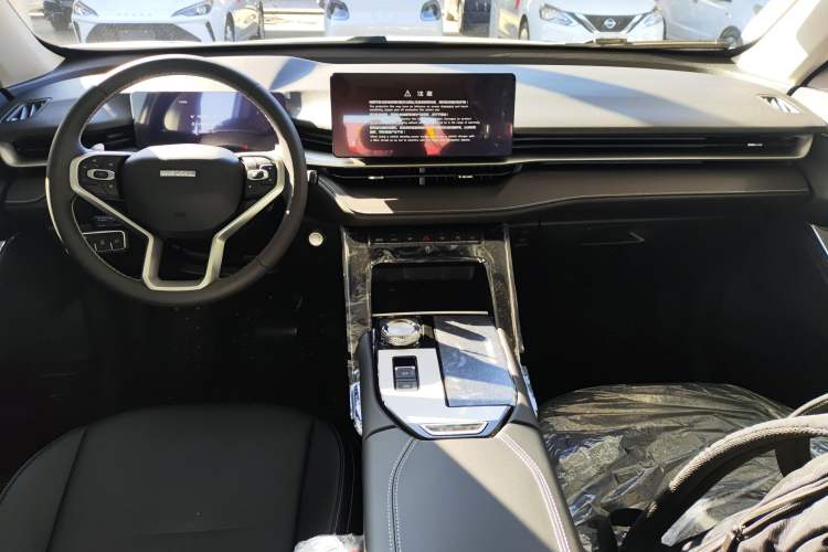 Used Haval H6 2024 1.5T Two-Wheel-Drive Classic Edition
