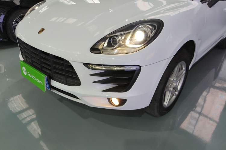 Used Porsche Macan 2017 Macan 2.0T
