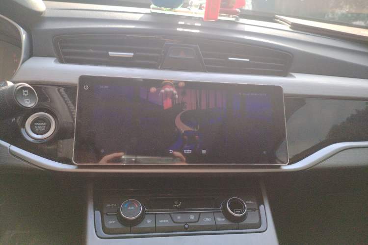 Used Geely Auto Emgrand X7 Sport 2021 Million Edition 1.8TD DCT Two-Wheel Drive Comfort Model
