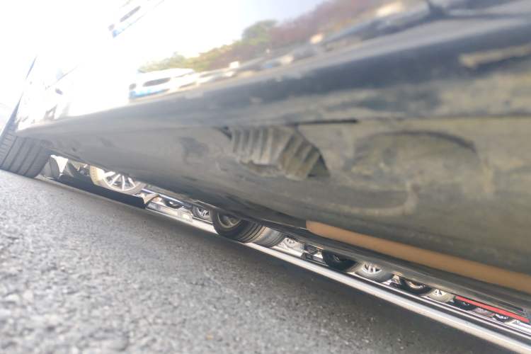 Used BMW 5 Series 2017 525Li Leading Model
