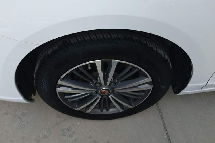 Used Roewe i5 2019 1.5L Automatic 4G Connected Langhao Edition