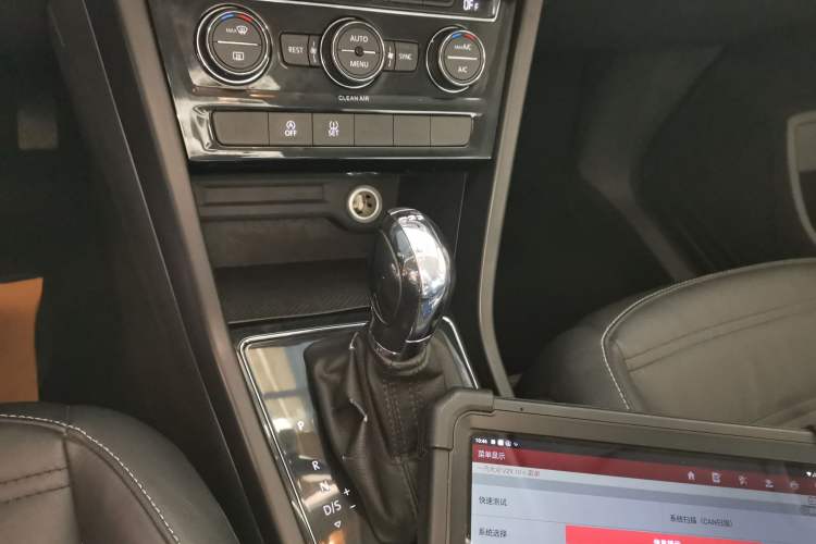 Used Volkswagen Touran 2016 Volkswagen Touran L 280TSI DSG Comfort Edition