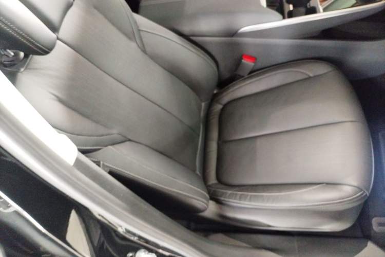 Used Buick LaCrosse 2023 28T Prestige Edition
