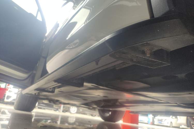 Used Volkswagen Tiguan L 2021 330TSI Automatic Two-Wheel Drive R-Line Enhanced Edition
