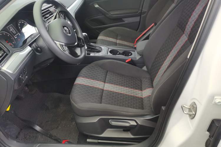 Used Volkswagen Lamando 2021 230TSI DSG Fashion Edition
