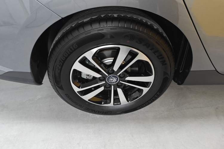 Used BYD Qin PLUS 2025 DM-i Smart Drive 55KM Beyond Model