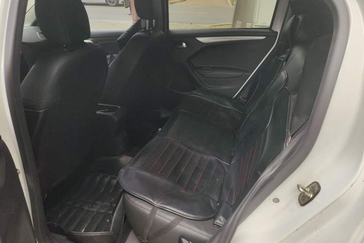 Used Citroen C3-XR 2015 1.6L Manual Pioneer Model
