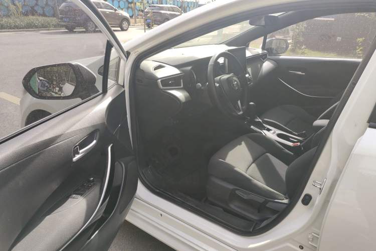 Used Toyota Levin 2021 Dual-Engine 1.8H E-CVT Luxury Edition
