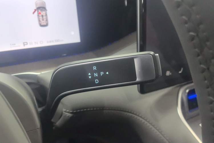 Used Denza N8L 2025 Model Zunrong Model
