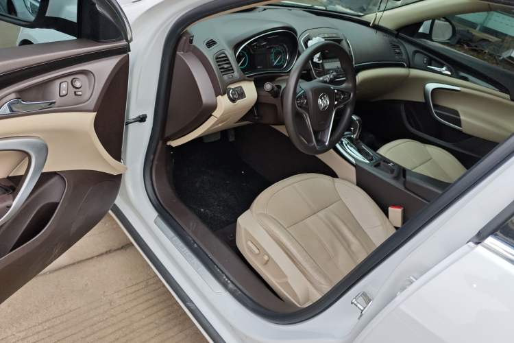 Used Buick Regal 2015 2.0L Elite Fashion Edition
