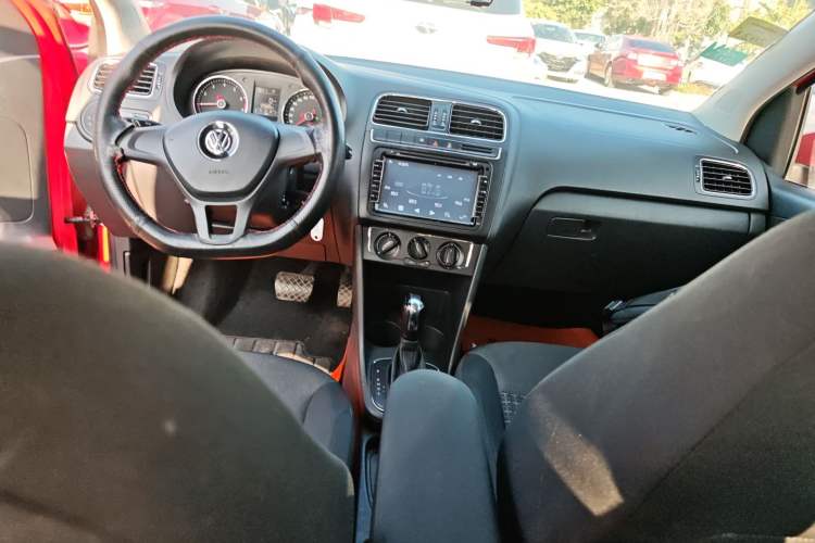 Used Volkswagen Polo 2014 1.4L Automatic Comfort Edition