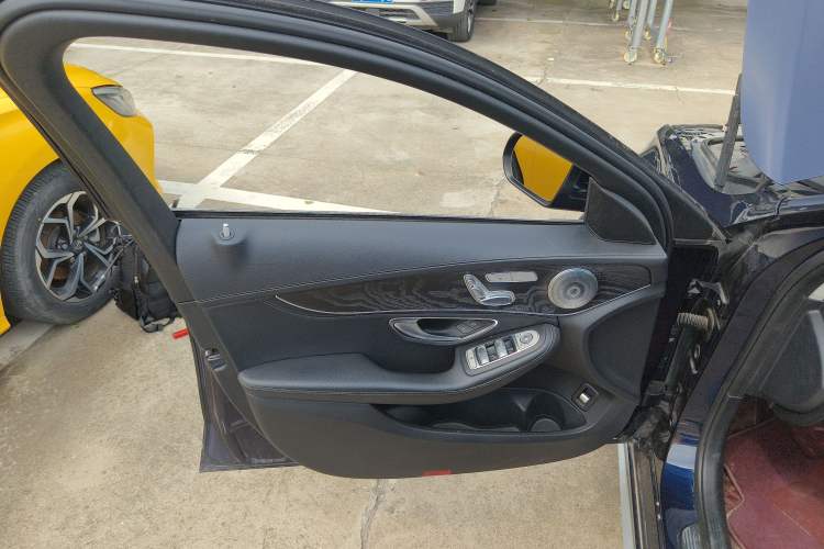 Used Mercedes-Benz C-Class 2015 Revised C 200 L Sport Edition
