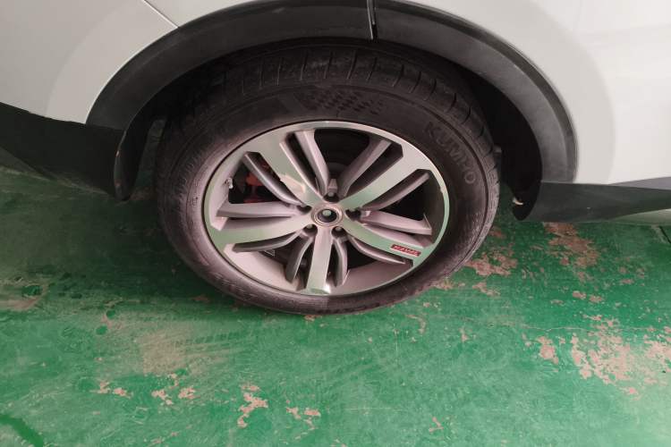 Used Haval H6 2018 Red-Label 2.0T Automatic Luxury Model
