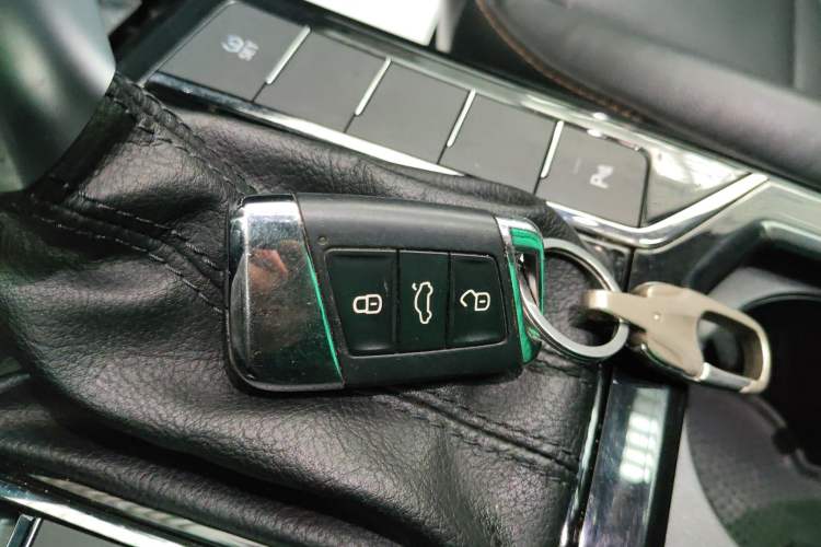 Used Volkswagen Passat 2019 330TSI Elite Edition China VI
