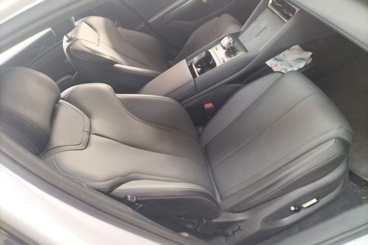 Used BYD Qin L 2025 DM-i Smart Drive 120KM Superior Model