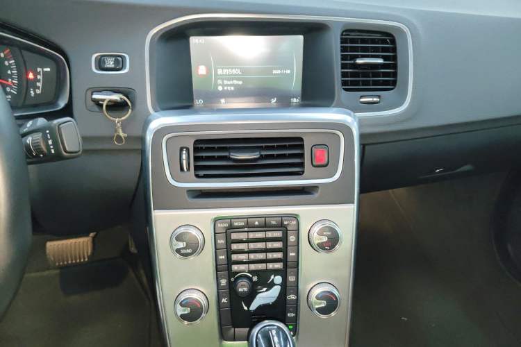 Used Volvo S60 2017 S60L T3 Smart Drive Edition
