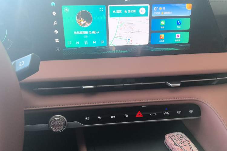 Used Changan CS75 PLUS 2023 3rd Generation 1.5T Automatic Prestige Model
