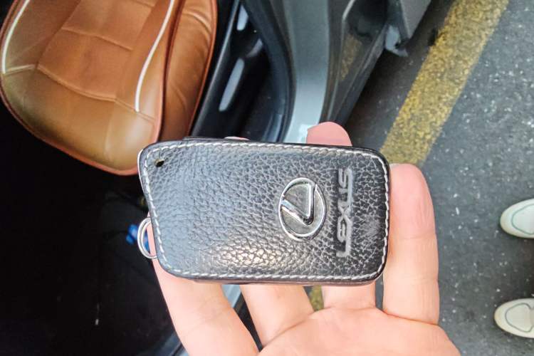 Used Lexus NX 2015 200 Front-Wheel Drive X-Trail SE Edition