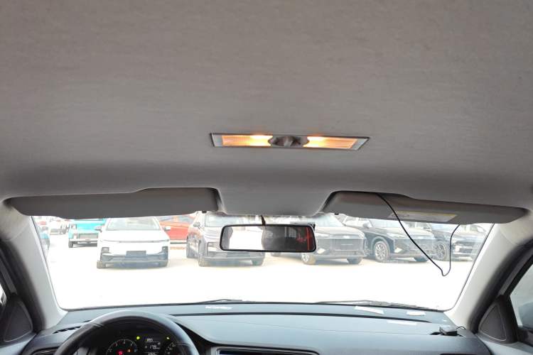 Used Volkswagen Lavida 2019 Lavida Start 1.5L Manual Fashion Edition China VI Standard
