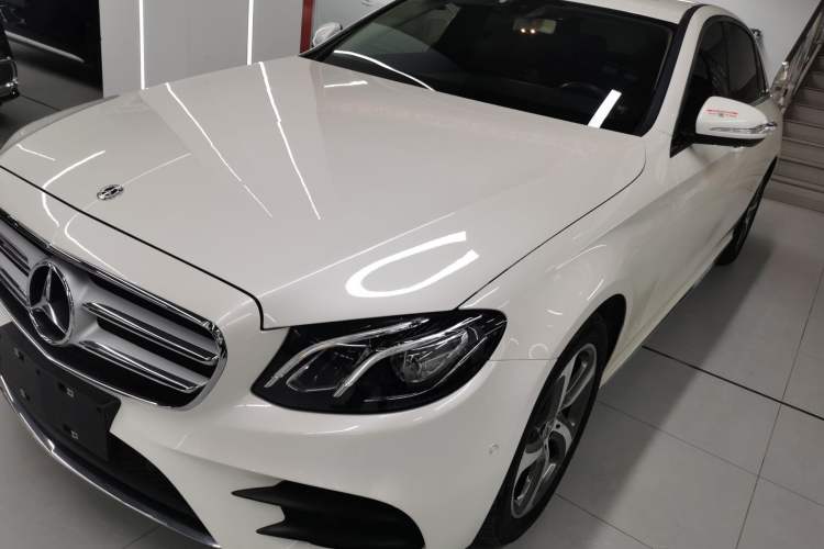 Used Mercedes-Benz E-Class 2018 Facelift E 200 L Sport 4MATIC

