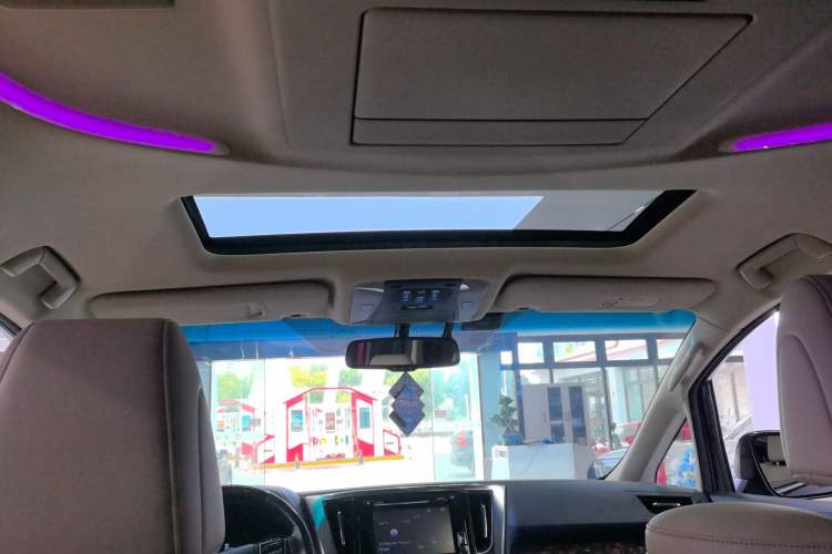 Used Toyota Alphard 2018 Revised Version 3.5L Luxury Edition