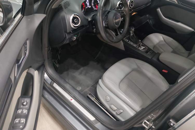 Used Audi A3 2020 Limousine 35 TFSI Fashion Edition China VI Emission Standard