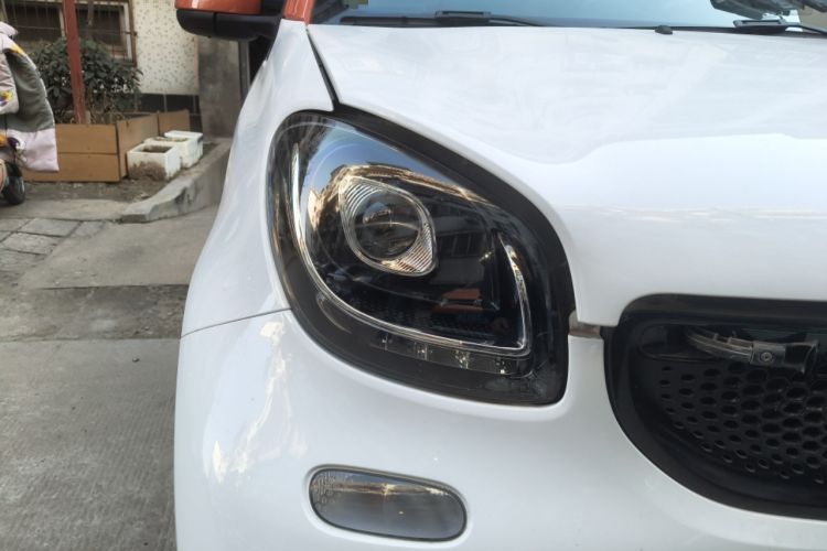 Used  fortwo 2015 1.0L 52 kW Hardtop Passion Edition
