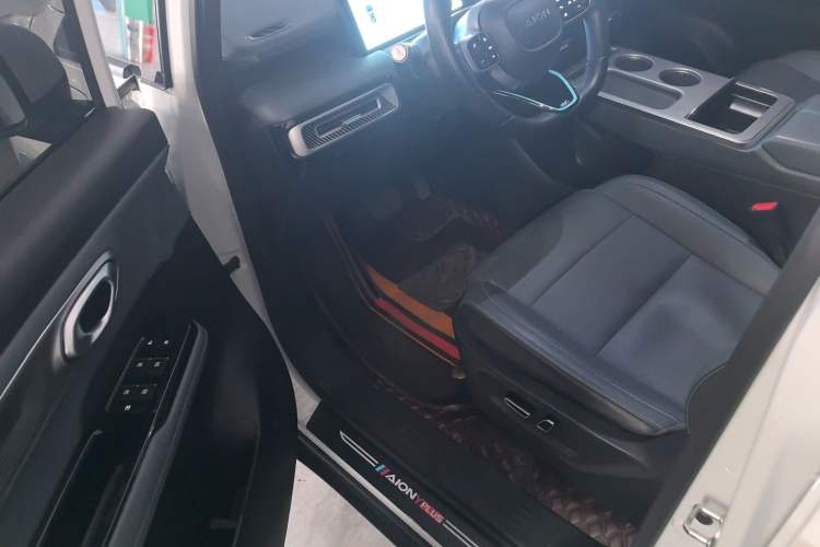 Used AION Y 2023 Younger Star Edition
