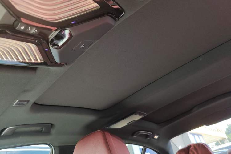 Used BMW 5 Series 2022 Second Facelift 530Li Luxury Version M Sport Package
