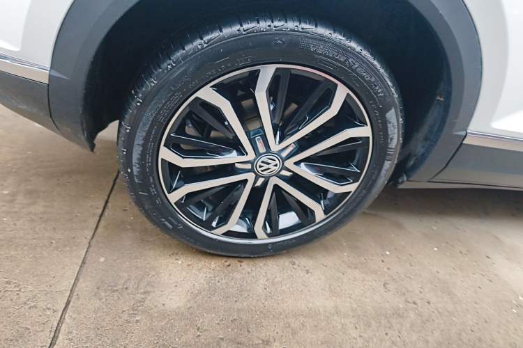 Used Volkswagen T-ROC 2019 280TSI DSG Two-Wheel Drive Comfort Version China VI Standard
