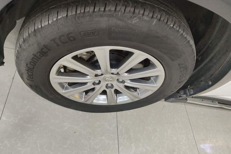 Used Lexus NX 2015 200 Front-Wheel Drive X-Trail SE Edition
