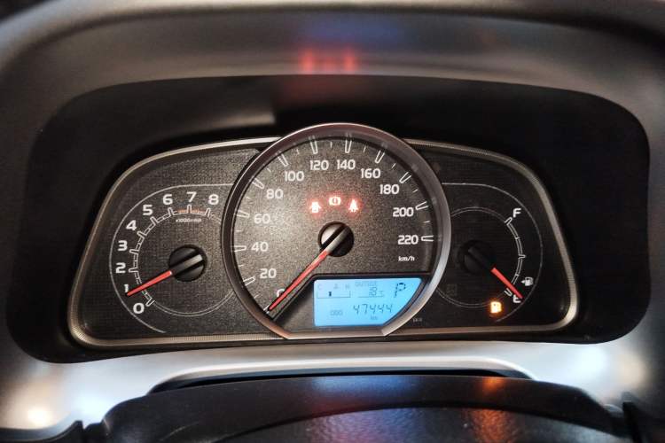 Used Toyota RAV4 2015 2.0L CVT Two-Wheel Drive Fashion Edition