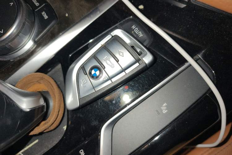 Used BMW 5 Series 2019 530Li Leading Model M Sport Package
