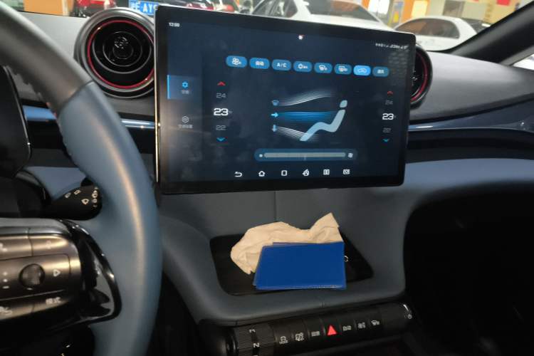 Used BYD Dolphin 2021 405 km Fashion Edition
