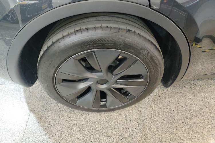 Used Tesla Model Y 2024 Rear-Wheel-Drive Version